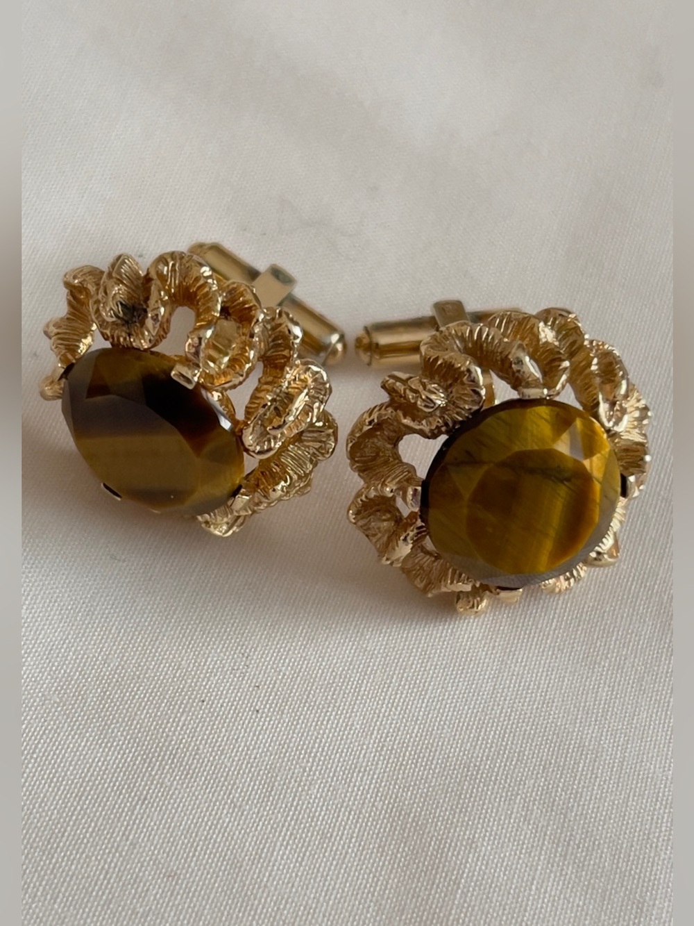 Vintage Signed Dynasty Gold Plated Cuff Links with Tiger's Eye Stone